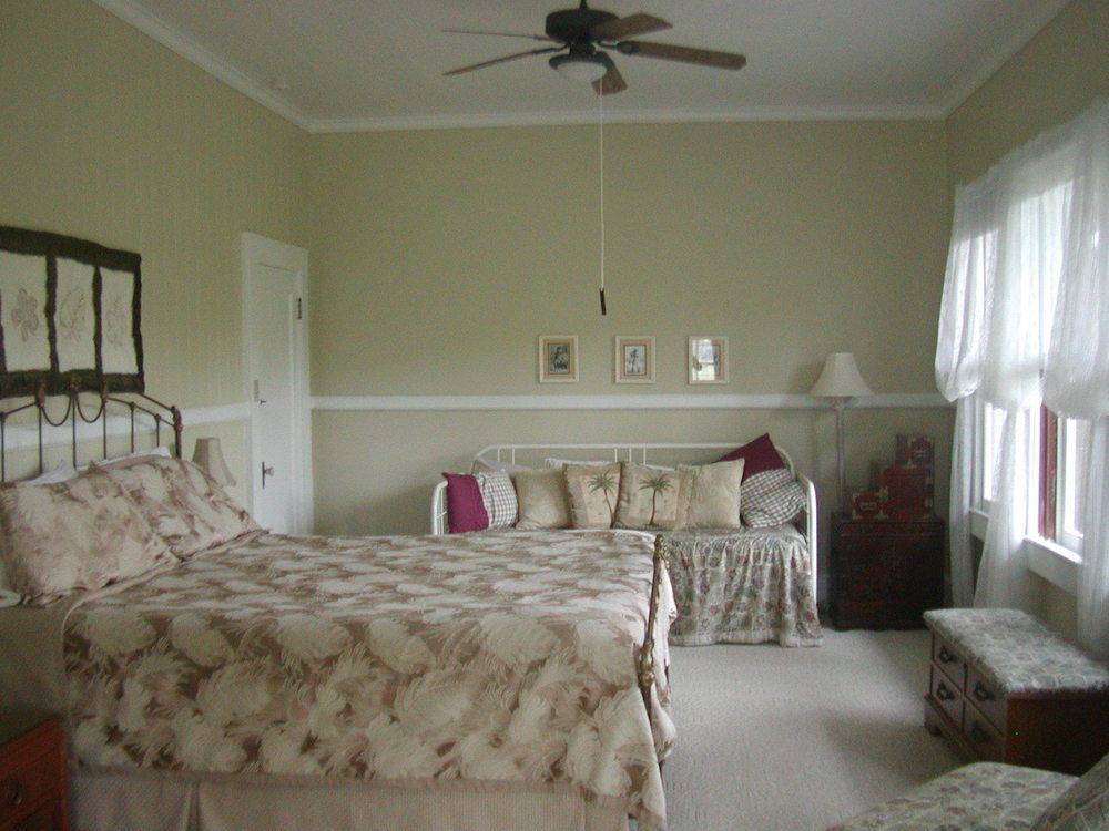 Old Hawaiian Bed And Breakfast Hilo Esterno foto